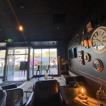 Escapology Phoenix - SanTan - Lobby - Escape Games Near Me - Gilbert, Arizona Escapology Phoenix - SanTan - Lobby - Escape Games Near Me - Gilbert, Arizona