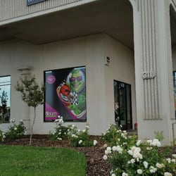 Bloom Garden Supply - Front of the store..