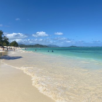 Kailua Beach Park - Close to lunch time on the beach - Parks Near Me - Kailua, Hawaii