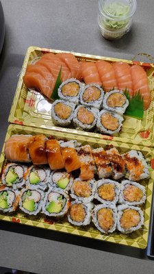 J San Sushi Bar by null