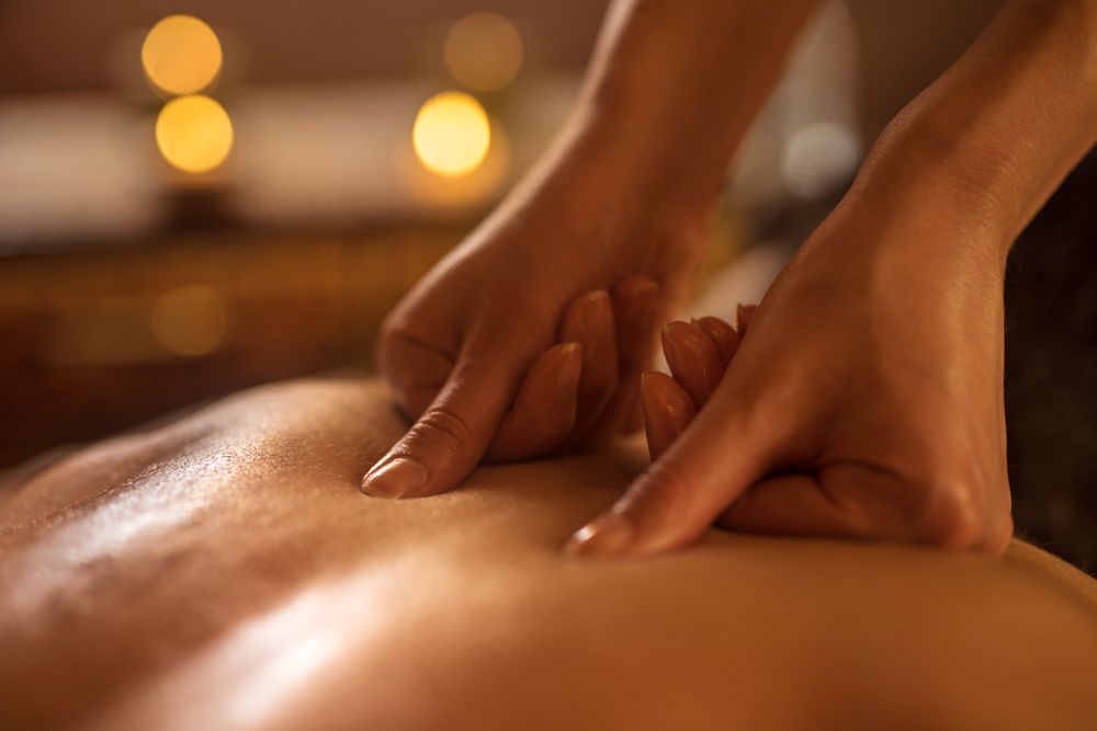 Healing Hands Massage Logo