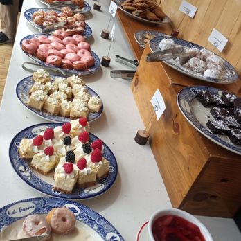 Founding Farmers Tysons - Dessert station - New American Near Me - Tysons, Virginia