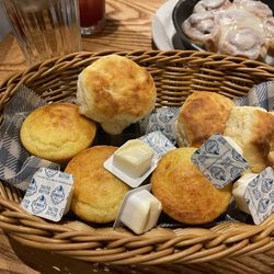 Cracker Barrel Old Country Store