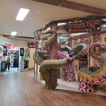 Cannery Row - Treasure Hunt: The Ride, As Seen on TV - Shopping Centers Near Me - Monterey, California Cannery Row - Treasure Hunt: The Ride, As Seen on TV - Shopping Centers Near Me - Monterey, California