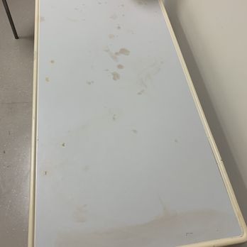 Kaiser Permanente - Nasty bed table in our room in the ER. - Medical Centers Near Me - Baldwin Park, California