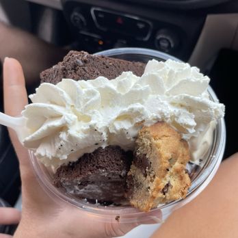 Page's - Brownie Sundae  Added Nancy b's cookies - Ice Cream & Frozen Yogurt Near Me - Pittsburgh, Pennsylvania