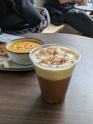 Larry’s Ca Phe by null