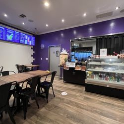 OONA Boba House - They have tables, WiFi, and additional drinks/snacks in the chiller.