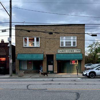 Tarrymore Inn - Dive Bars Near Me - Lakewood, Ohio Tarrymore Inn - Dive Bars Near Me - Lakewood, Ohio