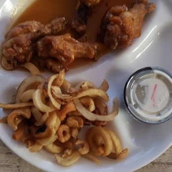 BuffaLouie's - Burgers Near Me - Carmel, Indiana