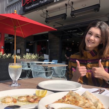 Del Lusso - Del Lusso patio - Pizza Near Me - Carlsbad, California Del Lusso - Del Lusso patio - Pizza Near Me - Carlsbad, California