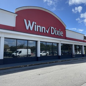 Winn-Dixie - Outside - Grocery Near Me - Orlando, Florida Winn-Dixie - Outside - Grocery Near Me - Orlando, Florida