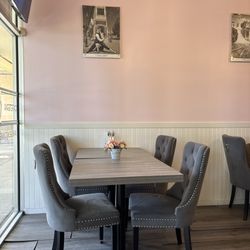 Vita Nostra Bakery Bistro - Inside dining area