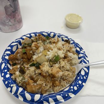 Daves Supermarket - Hibachi take out and yum yum sauce from Dave's. About 1/2 of a portion. - Grocery Near Me - Cleveland, Ohio Daves Supermarket - Hibachi take out and yum yum sauce from Dave's. About 1/2 of a portion. - Grocery Near Me - Cleveland, Ohio