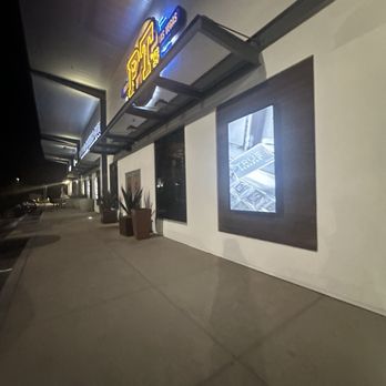 PT's Gold - Sports Bars Near Me - Las Vegas, Nevada