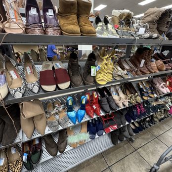 Goodwill - Thrift Stores Near Me - Camarillo, California Goodwill - Thrift Stores Near Me - Camarillo, California
