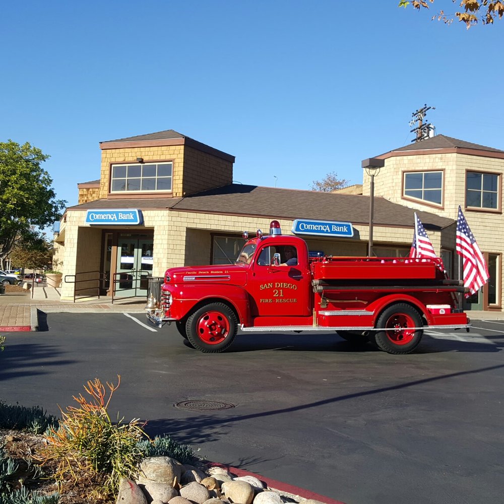 Comerica Bank - Vintage fire truck in front of Comerica Bank, PB; on my way to work. - Banks & Credit Unions Near Me - San Diego, California Comerica Bank - Vintage fire truck in front of Comerica Bank, PB; on my way to work. - Banks & Credit Unions Near Me - San Diego, California