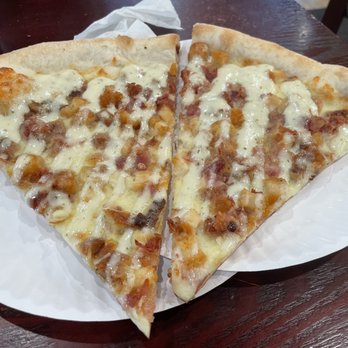 Delizia Pizza Kitchen - Chicken bacon ranch - Pizza Near Me - Flemington, New Jersey