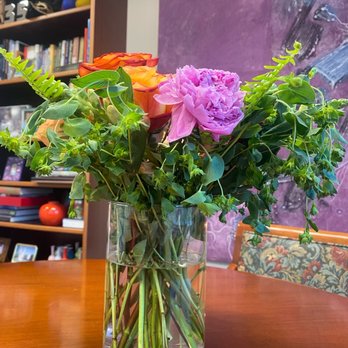 UrbanStems - Florists Near Me UrbanStems - Florists Near Me