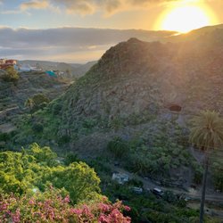 Traditional Canarian Country House - Blick ins Tal mit dem Atlantik im Hintergrund