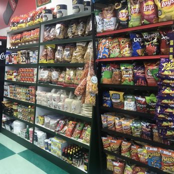 La Estrella Meat Market & Kitchen - Chips, tortillas, sauces, and spices - Meat Shops Near Me - El Paso, Texas La Estrella Meat Market & Kitchen - Chips, tortillas, sauces, and spices - Meat Shops Near Me - El Paso, Texas