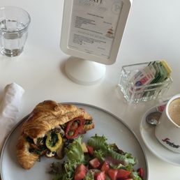 Veggie Croissant