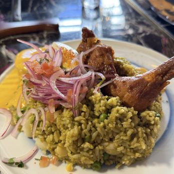 CVI.CHE 105 - Rice with Chicken / Arroz con Pollo - amazing cream sauce - Peruvian Near Me - Miami, Florida