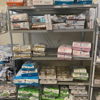 Lakeside Veterinary Clinic - Veterinarians Near Me - Sherwood Park, Alberta Lakeside Veterinary Clinic - Veterinarians Near Me - Sherwood Park, Alberta