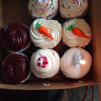 Wuollet Bakery - Yummy cupcakes!!!! happy birthday mom!! - Bakeries Near Me - Robbinsdale, Minnesota