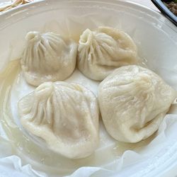 Sagas - Asian Fusion Gourmet - A26. Shanghai Steamed Pork Soup Dumplings (6 pc)