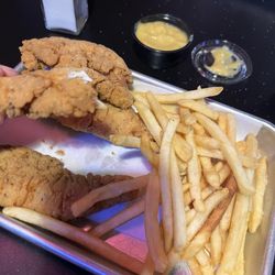 Flat Iron Bar & Grill - Chicken stripes