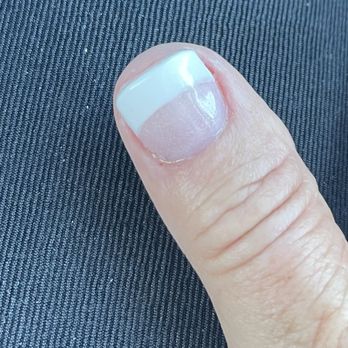 Deluxe Nails & Spa - Waaaayyyy to short for a thumb! - Nail Salons Near Me - Hudson Oaks, Texas