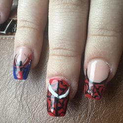 Paris Nails & Spa - What is this? If you can't do the design just say that.