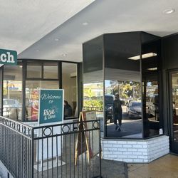 Rise and Dine - Exterior