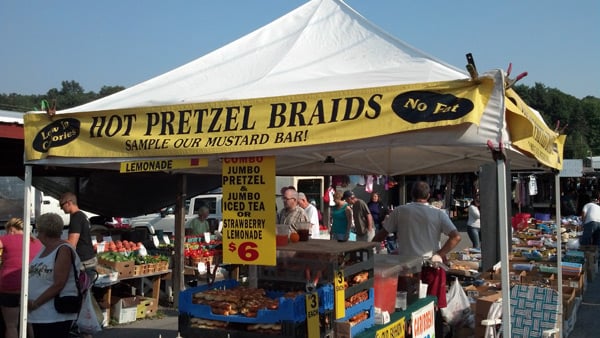 Hometown Farmers Market Logo