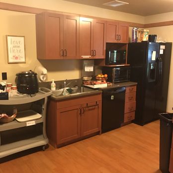 Cottage In the Meadow - Kitchen for the families of the patients - Hospice Near Me - Yakima, Washington Cottage In the Meadow - Kitchen for the families of the patients - Hospice Near Me - Yakima, Washington