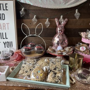 HERS Bakery - Their inside table display from the end of April - Desserts Near Me - Los Angeles, California HERS Bakery - Their inside table display from the end of April - Desserts Near Me - Los Angeles, California