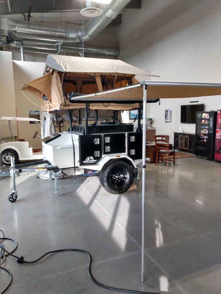 Slide of Fountain RV Repair