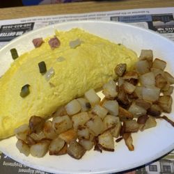 Western omelette with American fries