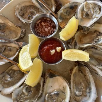 The Black Marlin - $1 oysters - Seafood Near Me - Tustin, California