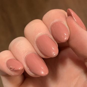 Nail It Salon - Close up of pinky, middle & index finger polish peeling/chipping. - Nail Salons Near Me - Calgary, Alberta Nail It Salon - Close up of pinky, middle & index finger polish peeling/chipping. - Nail Salons Near Me - Calgary, Alberta