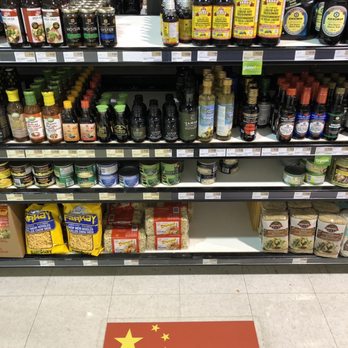 Jarry’s Market - a chinese flag on the floor - Grocery Near Me - Delta, British Columbia