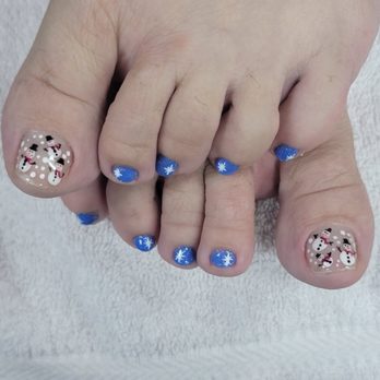 Pro Nail Spa - Pedicure with Christmas Designs - Nail Salons Near Me - Crystal River, Florida