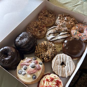 Glaze Donuts - The best donuts ever - Donuts Near Me - West Caldwell, New Jersey