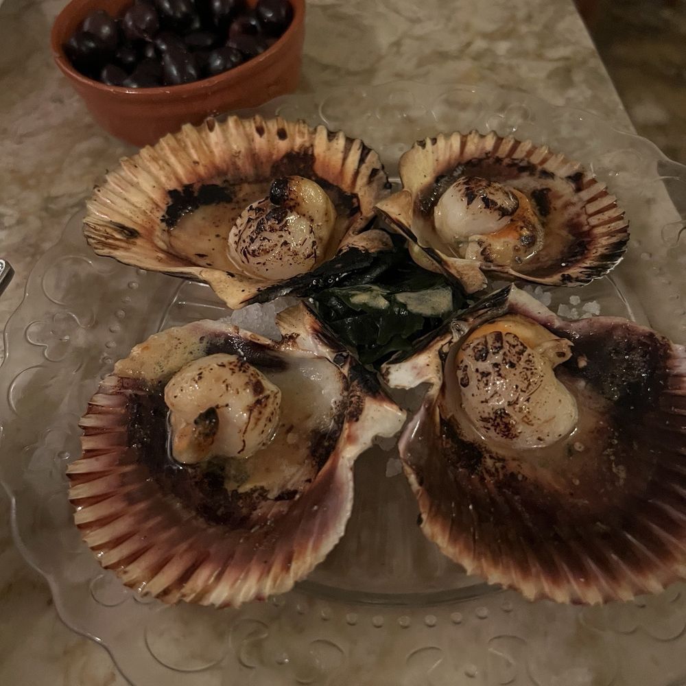 Grilled scallops Grilled scallops