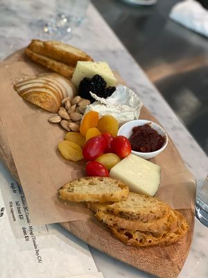 Trillium Winebar & Taproom by null