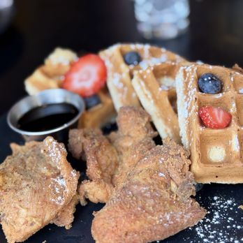 Native Harlem - Chicken and Waffles - African Near Me - New York, New York Native Harlem - Chicken and Waffles - African Near Me - New York, New York