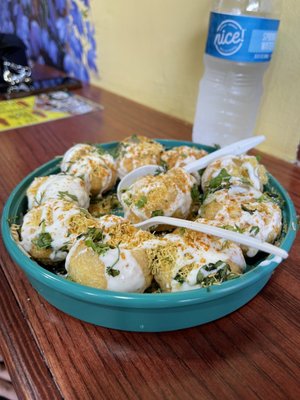 Tong Restaurant টং রেষ্টুরেন্ট by null