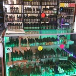 Twisted Pipe Smoke Shop - Love this place!The atmosphere is great!