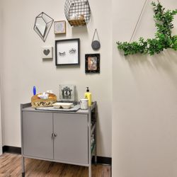 843 Beauty Collective